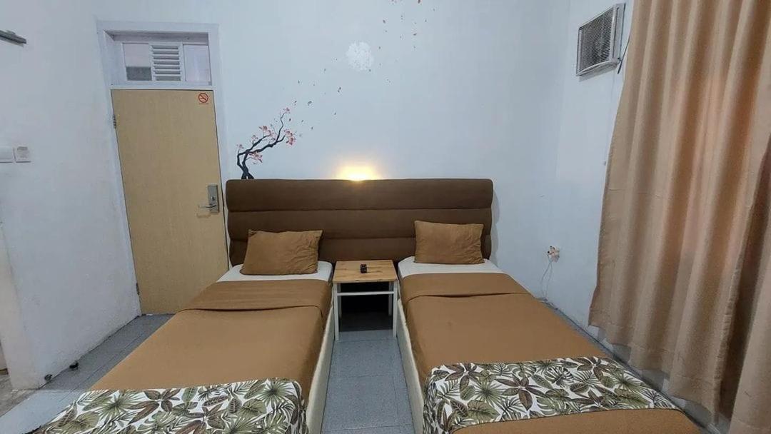 Al Barra Syariah Hotel ブキティンギ エクステリア 写真